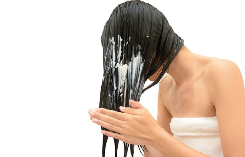 Dùng dầu xả có tốt cho tóc không