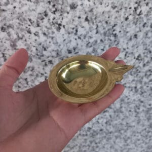 Đèn dầu mỏ mỏng bằng đồng