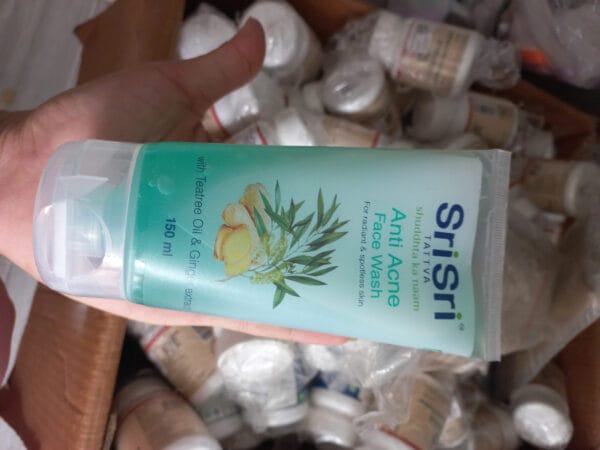 Sữa rửa mặt tràm trà