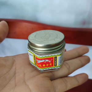 Dầu cù là con hổ trắng (Trung Quốc)